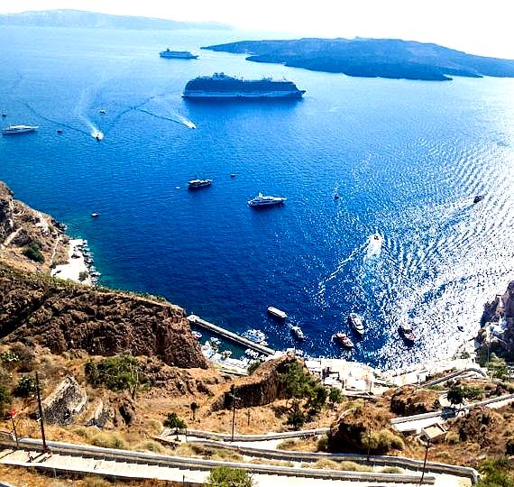 Kratiras View Luxury Suites